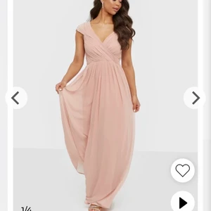 Brudtärne/balklänning - Helt ny superfin klänning från nly eve storlek 34. Alla lappar sitter kvar. 😊