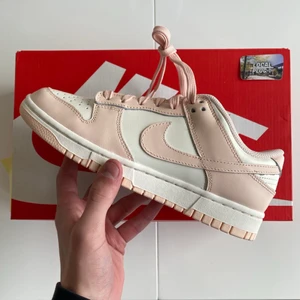 Nike dunk low ”orange pearl” - Brand new / DS 40 och 41