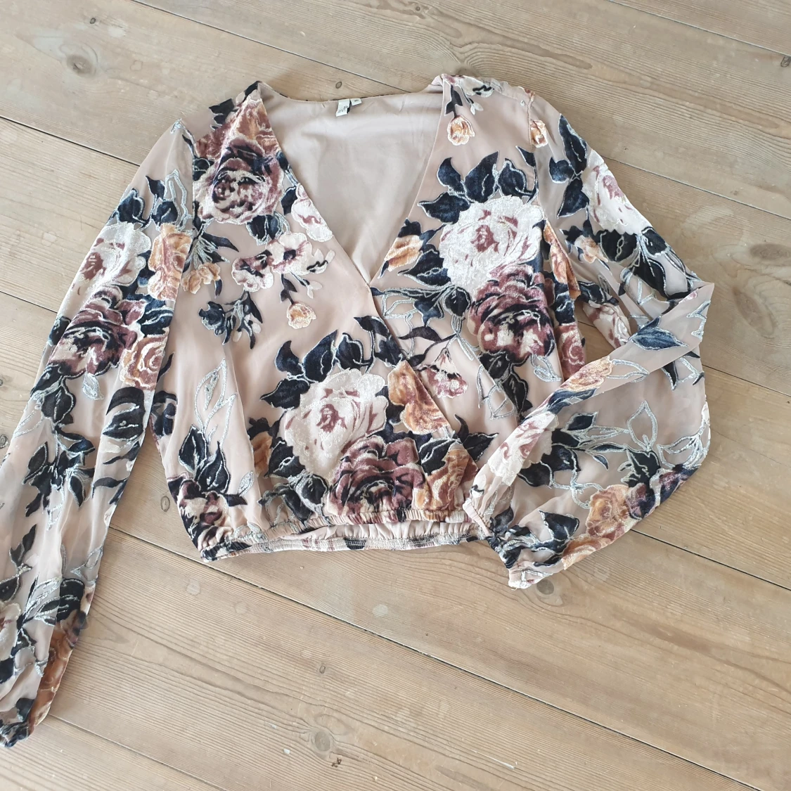 NLY Trend blus  - 90