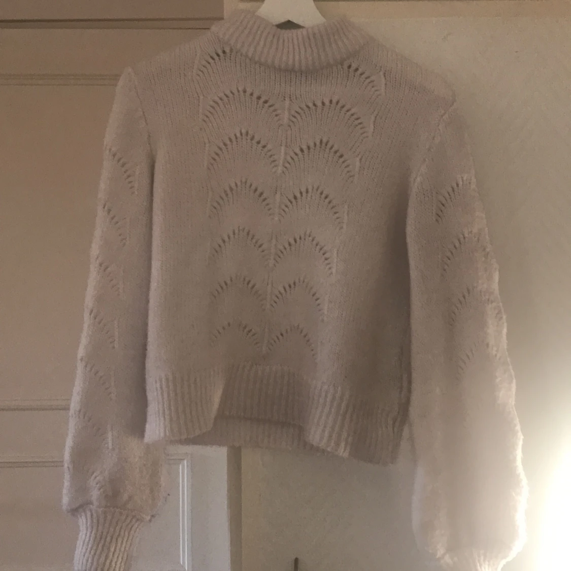 Vit tröja från Gina  - 90