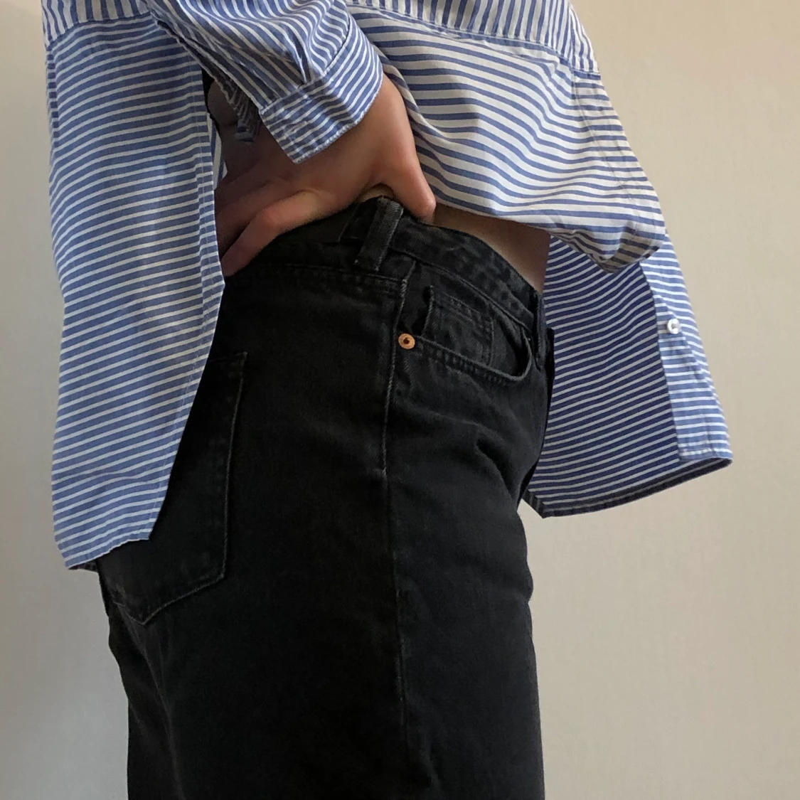 SVARTA KORTA JEANS - 90