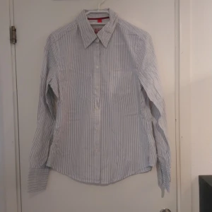 Skjorta från Esprit - Skjorta storlek M