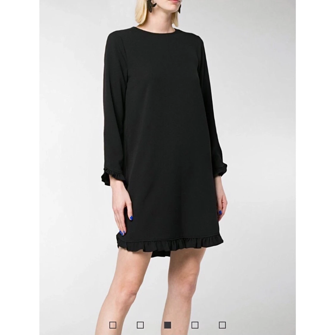 GANNI « AI.B » volanger svart klänning 