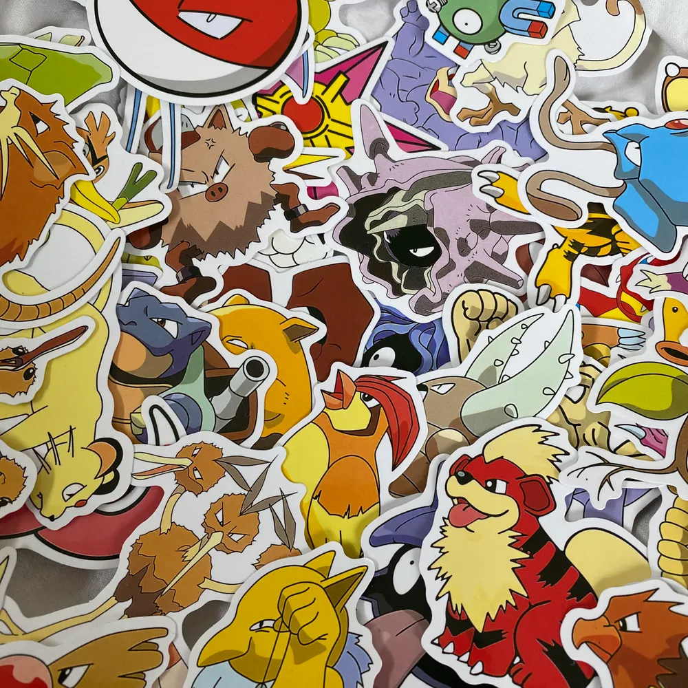 Super söta Pokémon stickers 🤍 perfekta till att klistra på datorn eller mobilskal!! Säljer dessa då jag råkade köpa för många. Alla är runt 6cm, vissa lite större och vissa något mindre💗 skicka privat för fler bilder, frågor eller vid intresse! 💗5kr/st💗. Accessoarer.