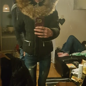 Hollies vinterjacka äkta stor päls - Som ny