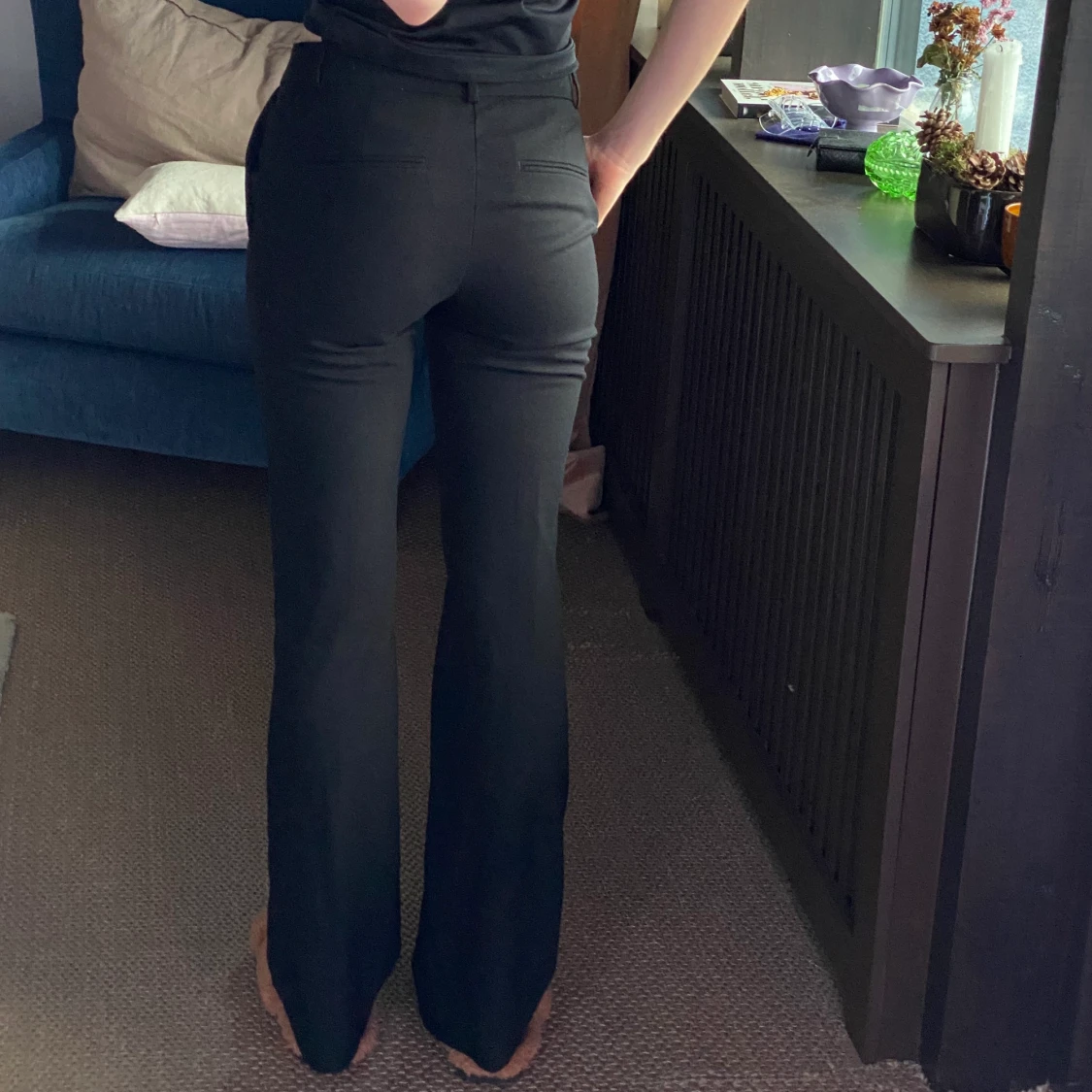 Lågmidjade svarta kostymbyxor - 90