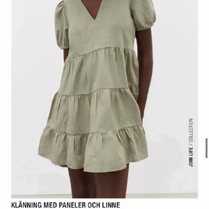 Zara klänning  - Jätte fin zara klänning som är i storlek S men skulle även passa M! Passar till alla tillfällen. Använd endast fåtal gånger i somras! Köp direkt för 350kr inklusive frakt. 