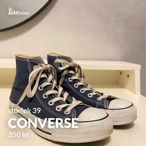 converse - skriv för mer detaljer <3 passar storlek 38-39 (24.5cm)