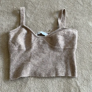 Zara - Topp från Zara, i storlek small. I väldigt bra skick