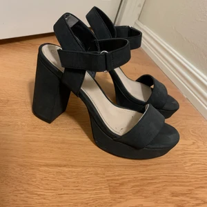 Klackskorn - I fint skick, storlek 38