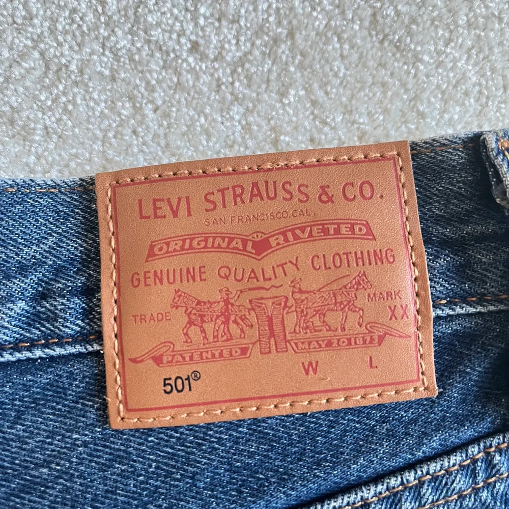 Såå coola jeansshorts från Levi’s!!🦋⚡️ Storlek 25!⭐️❤️. Shorts.