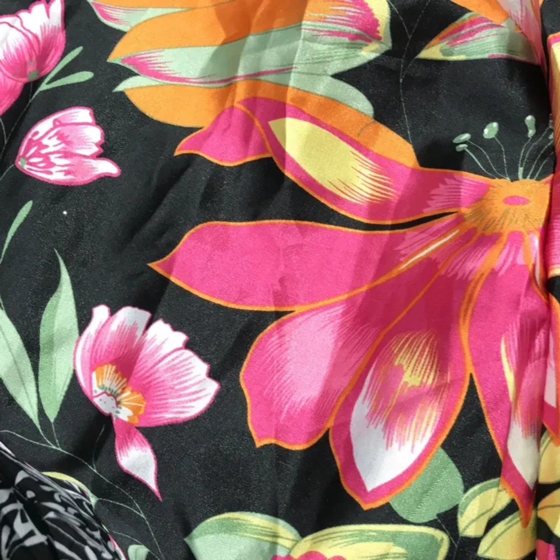 Vacker Blommig Halterneckklänning - 91