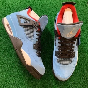 Travis Scott x Air Jordan 4 Retro 10,5 - Air Jordan 4 Retro Cactus Jack x Travis Scott || Size: US 10,5/EU 43-44 || Color: Blue || Condition: new