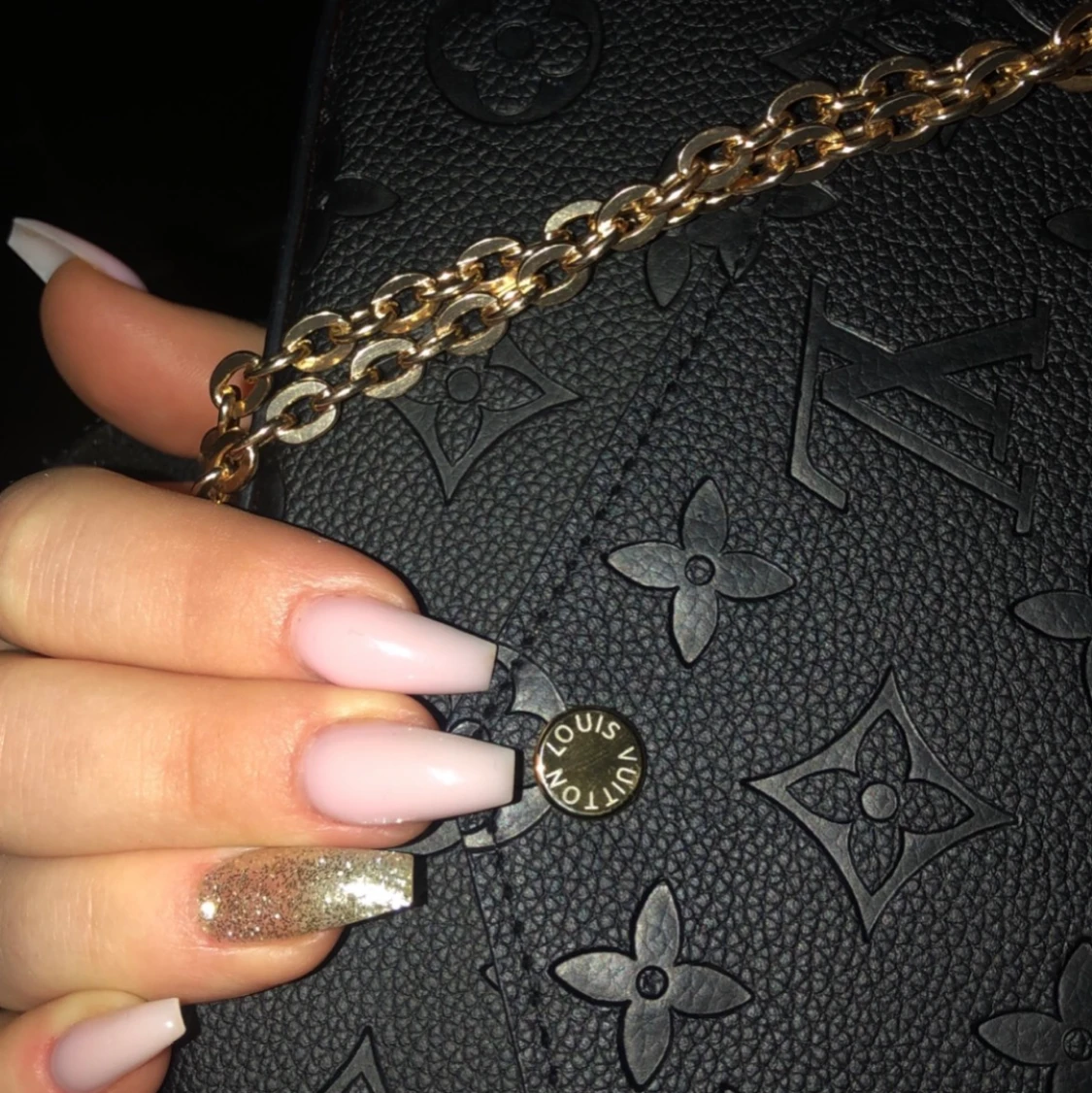 Louis Vuitton väska - 90