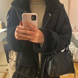 vårjacka - såld för 450kr