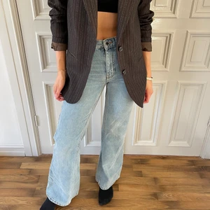 Ljusblå jeans - Raka ljusblå jeans 🥰