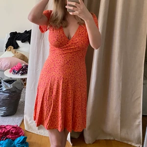 Klänning Strl S - I jättefint skick. Köparen står för frakten☺️