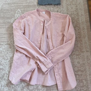 Rosa skjorta - Rosa skjorta ifrån Lindex! Storlek Xs ❤️ Inte använd alls!