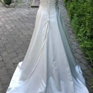 Bröllop klänning 