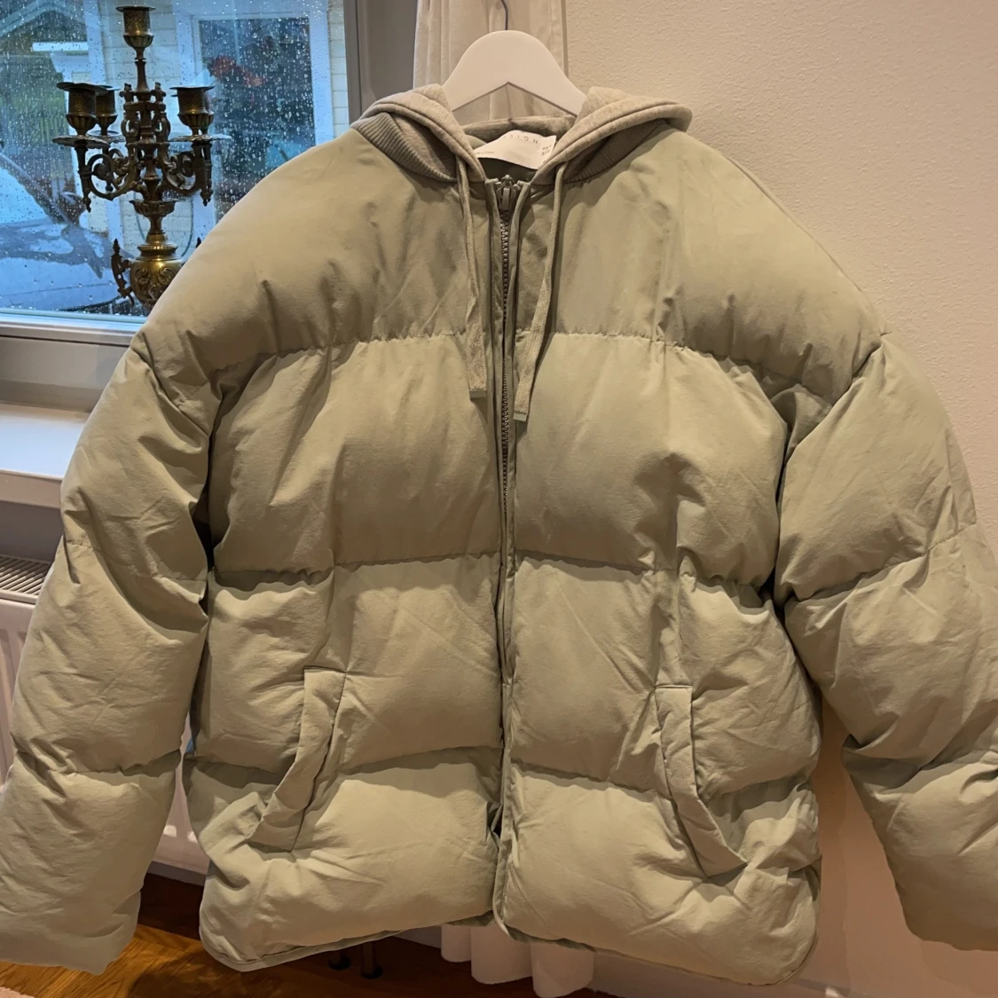 Grå Pufferjacka  - 90