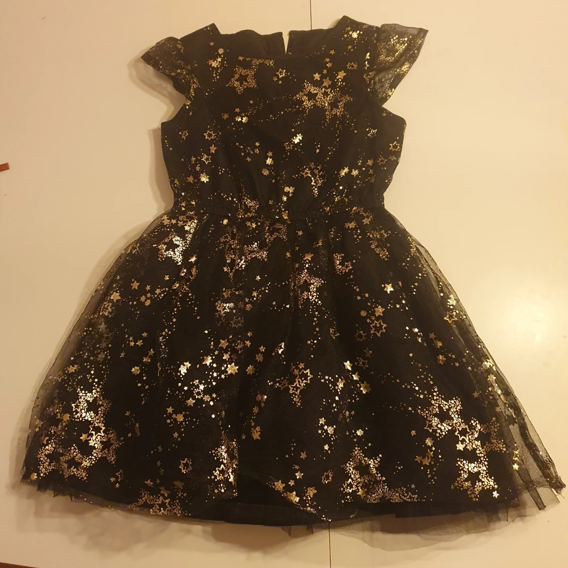 Finare barnklänning  - 90