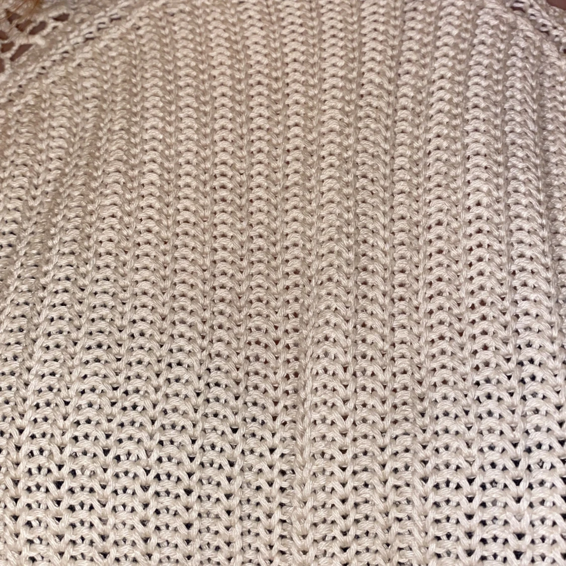 Benvit stickad tröja - 91