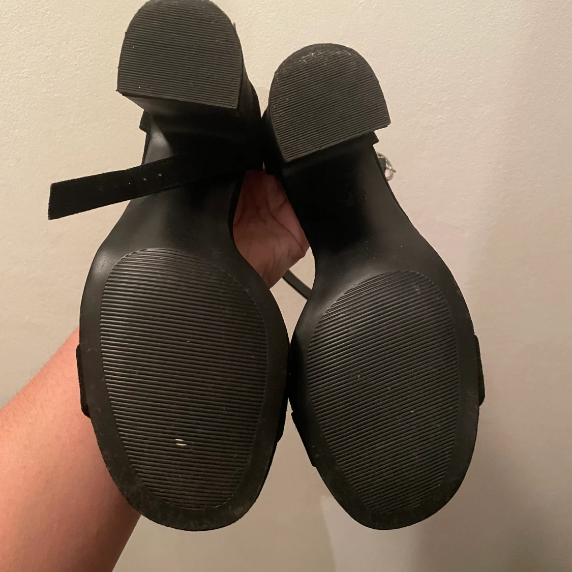 Hög klackar 👠  - 91