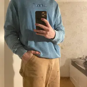Babyblå Nike hoodie med tie dye stuk