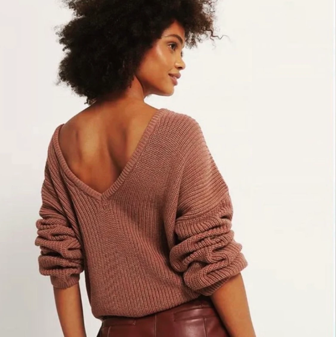 Fin rost/brun färgad stickad tröja 