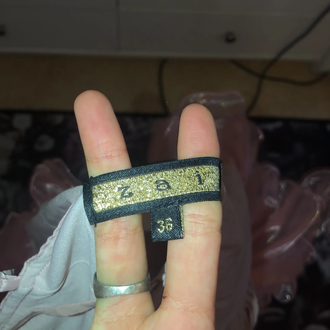 Storlek 36 alltså xs - 90