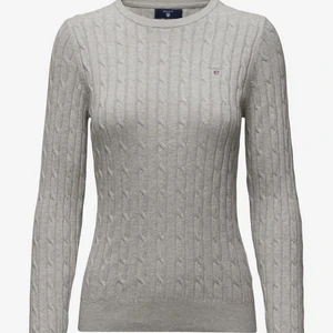 Stickad tröja - Hej! Jag säljer nu min fina gråa gant tröja. Den är i fint skick men är tyvärr för liten för mig. 