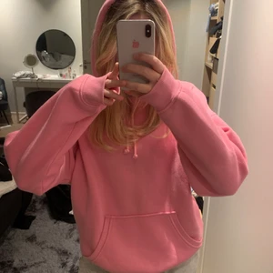 Hoodie - Oversized hoodie från Bik Bok