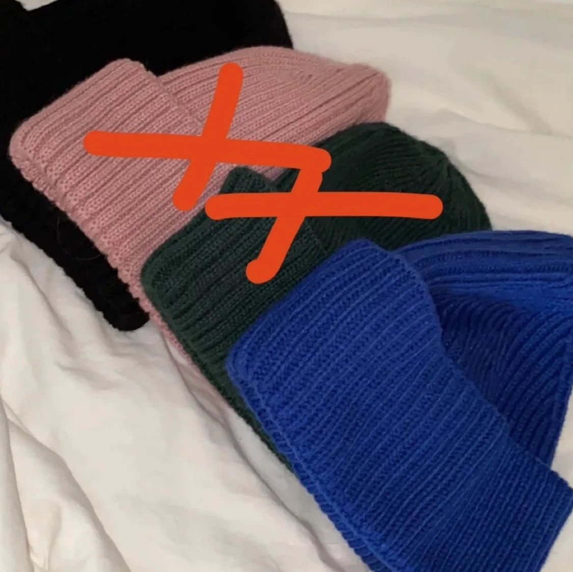 Acne liknande mössa!!