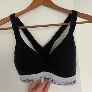 Calvin Klein bh - För liten för mig st S/XS