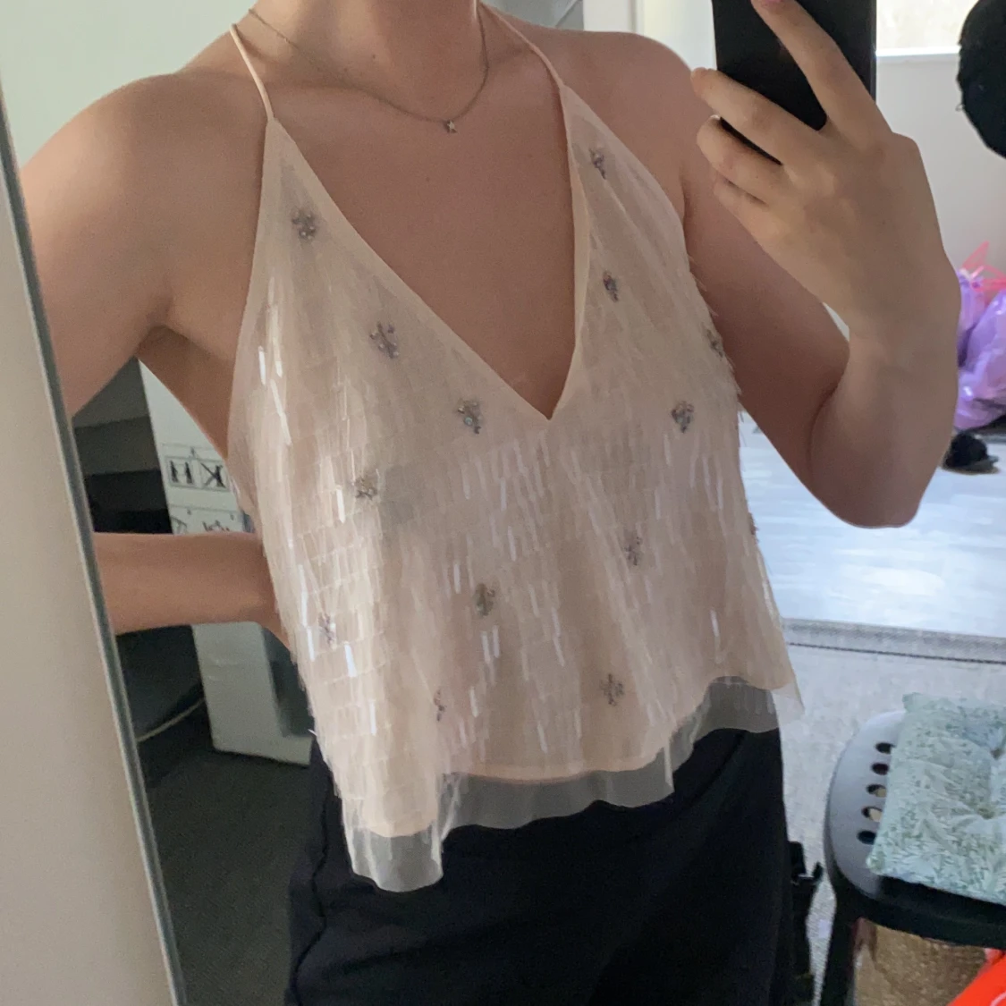 Linne med paljetter och pärlor M