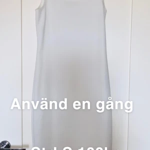 Ny klänning  - Använd en gång