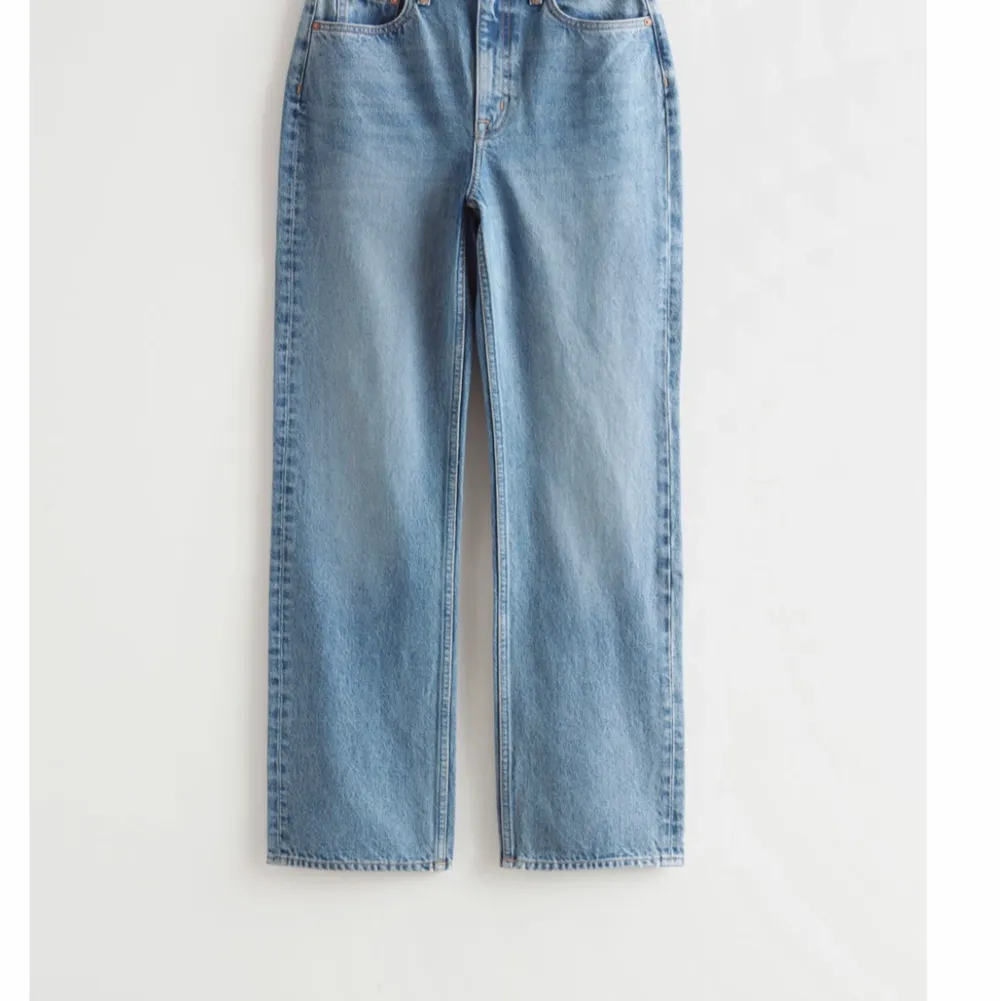 Sublime Cut Jeans from & Other Stories. Bought for 790SEK, never worn. Size 26/30.. Jeans & Byxor.