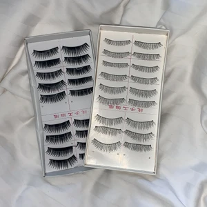 ÖGONFRANSAR -  Intressekoll!! Säljer dessa ögonfransar då jag ej andv ögonfransar. Aldrig andvända. Ett par tunnare fransar å ett par tjockare. 🥰              95kr för båda eller en för 50kr! Av pengarna ja tjänar på dessa går 2kr till ukraina!🤍