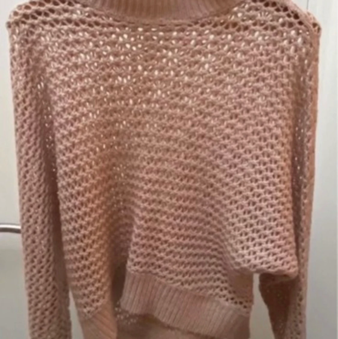 Pastel Pink Knitted Sweater - 90