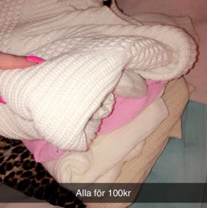 Tröjor i fint skick - Alla för 100 passar S/M fina tröjor 