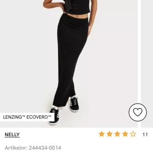 Kjol - Långkjol från Nelly, storlek xs🫶🏼 skriv för egna bilder🫶🏼