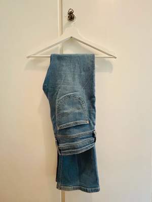 Bootcut/raksydda jeans från Lee! W23 L33