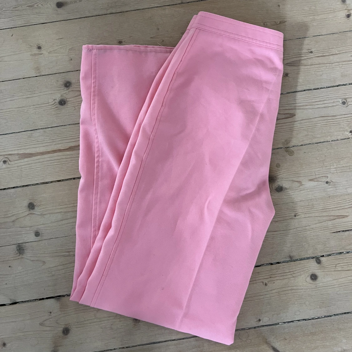 Rosa kostymbyxor - 91