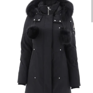 Mosse knuckles - Min mosse jacka jag säljer eftersom ja köpt en ny jacka och inte behöver den här priset kan diskuteras vid snabb köp. 