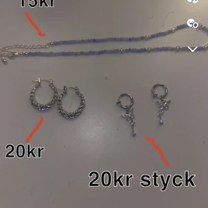 Smycken  - Aldrig använda ❤️ allt för 70kr annars står priset på bilden 
