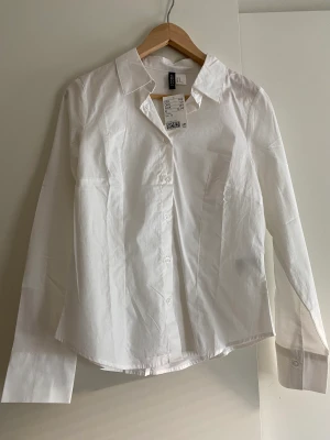 Skjorta - Skjorta från Hm. Storlek M. 100kr 