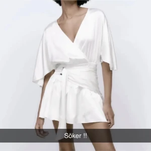 Zara klänning  - Söker denna skit snygga klänningen från zara i st xs eller S . M kan funka 💕 