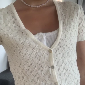 Vit kortärmad kofta  - Dm för info 💗💗