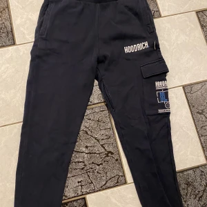 Använd 2 gånger lika bra som nya  - De är hoodirich byxor  800 pris kan diskuteras 