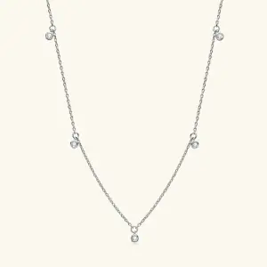 Ny halsband i silver med 14k plättering. Färg D vvs1. Moissanite skimrar mer än diamanter och är testad som diamant. 